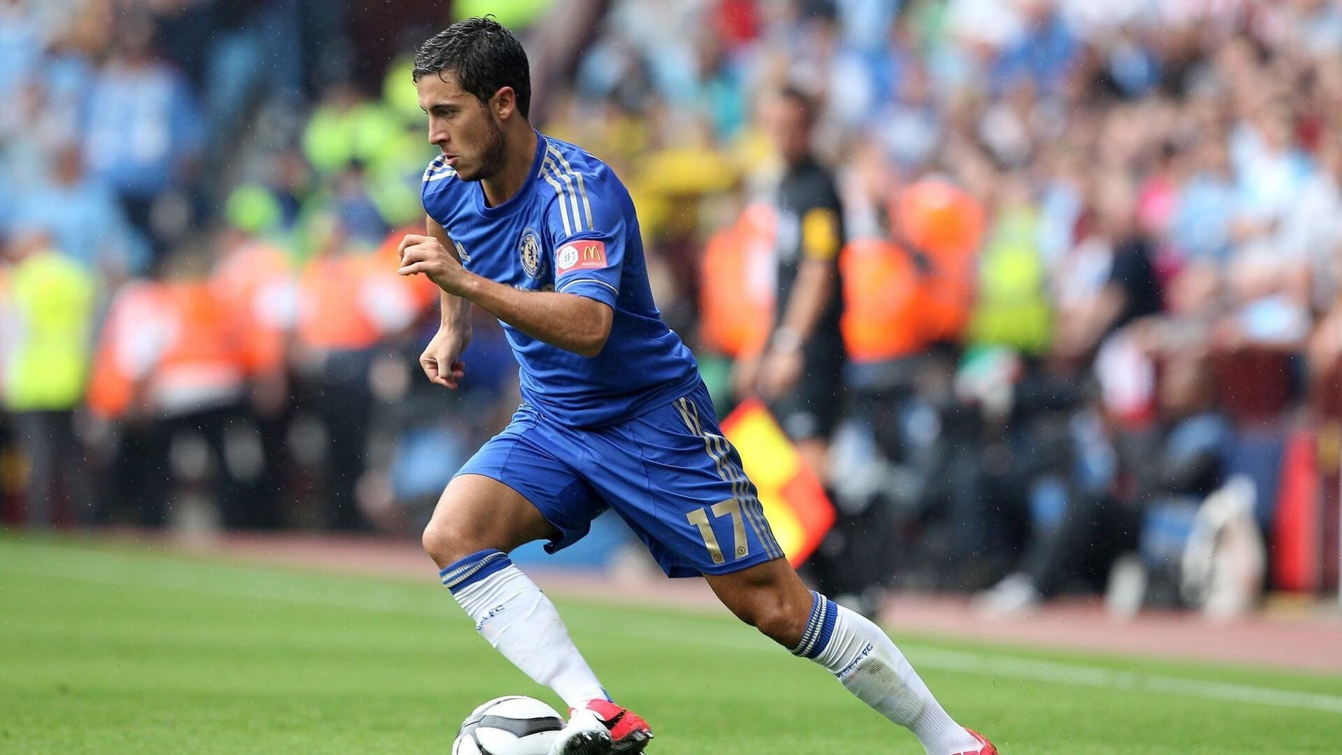 巴黎夜空上演逆转神话!郑思维绝境狂飙,法国队生死战惊魂八分钟