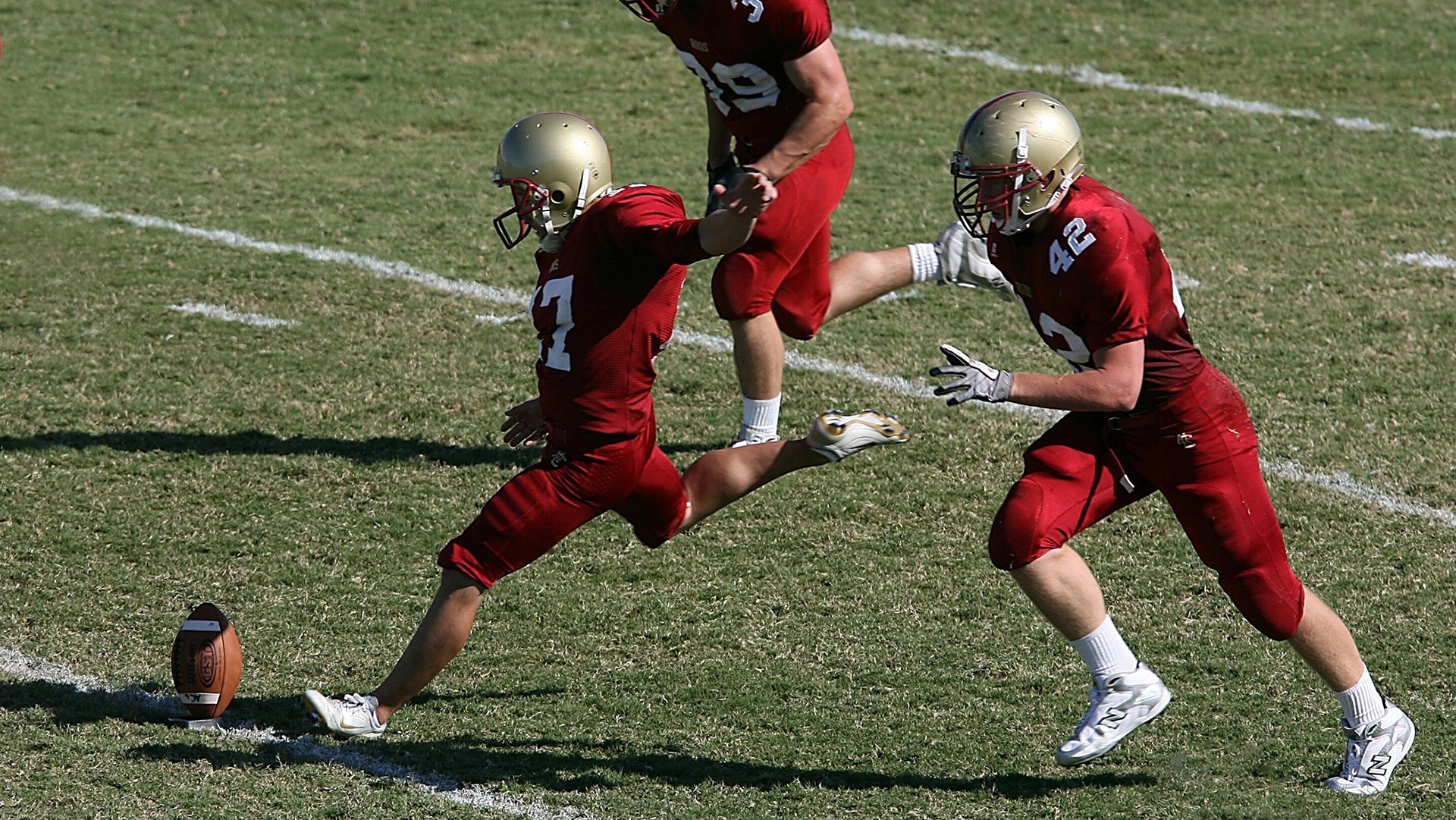 体育双响炮，德国队轻取法国展霸气，李梓嘉带队羽坛再创辉煌